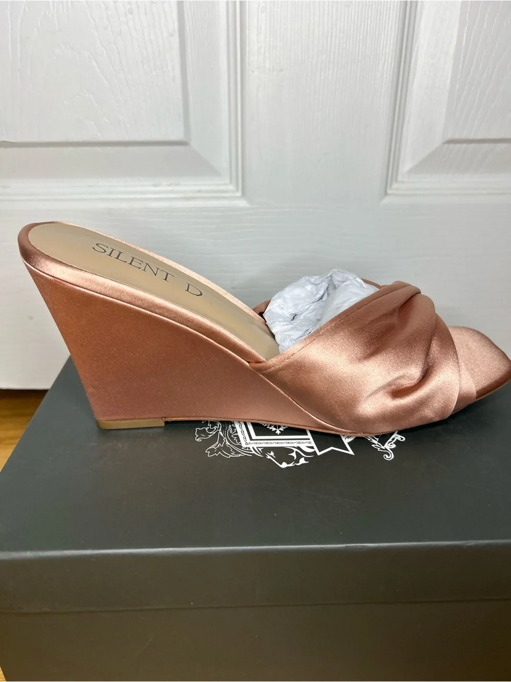 Silent D Katia Wedges Satin